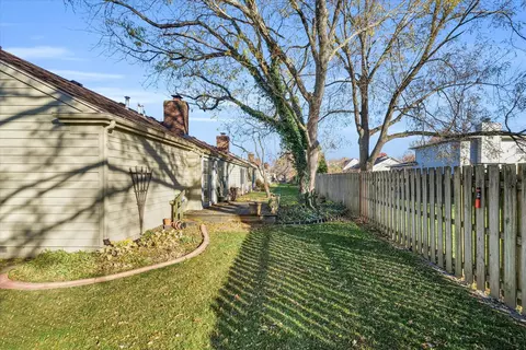 1501 Theodore Dr #B, Champaign, IL 61821 photo 30