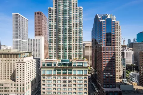 30 E Huron St #2701, Chicago, IL 60611 photo 19