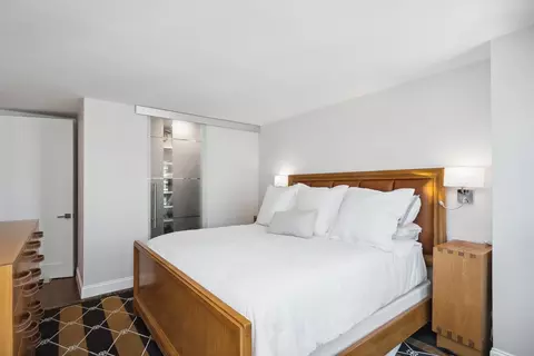 30 E Huron St #2701, Chicago, IL 60611 photo 15