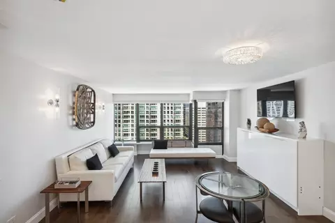 30 E Huron St #2701, Chicago, IL 60611 photo 8