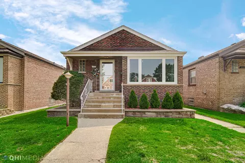 10855 S Avenue N, Chicago, IL 60617