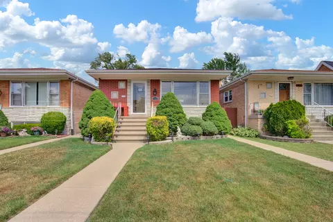 7917 Neenah Ave, Burbank, IL 60459