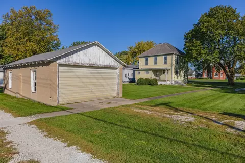 304 W Hack St, Cullom, IL 60929 photo 26