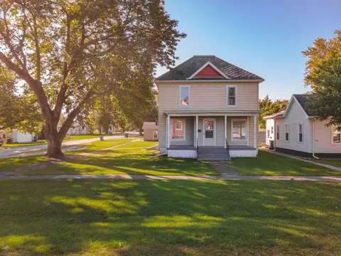 304 W Hack St, Cullom, IL 60929 photo 6