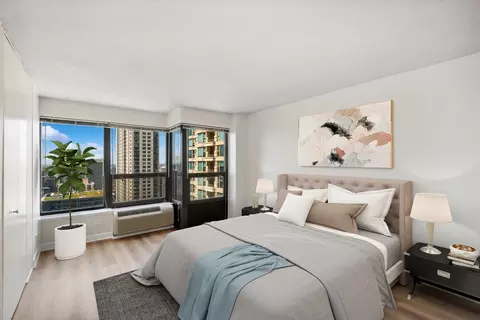 30 E Huron St #3504, Chicago, IL 60611 photo 9