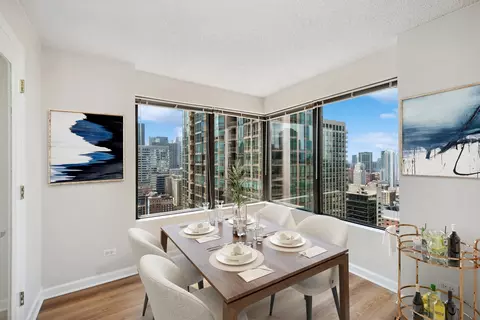 30 E Huron St #3504, Chicago, IL 60611 photo 5