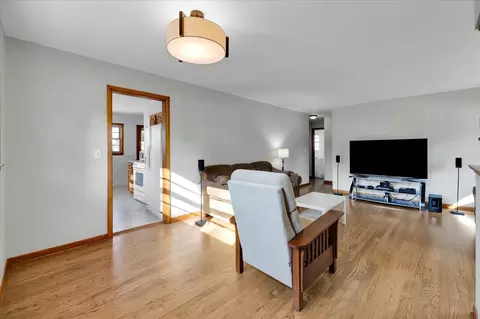 821 Lakeside Dr, Wheaton, IL 60187 photo 19