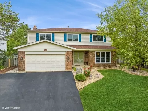 575 Cortland Dr, Lake Zurich, IL 60047
