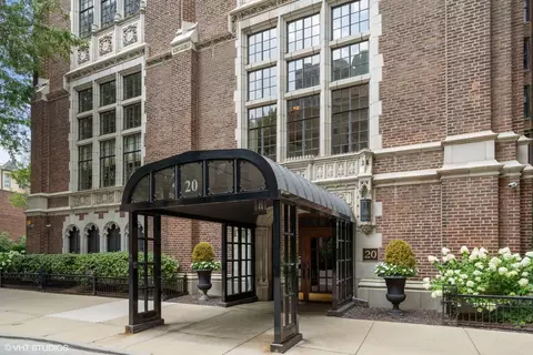 20 E Cedar St #14C, Chicago, IL 60611
