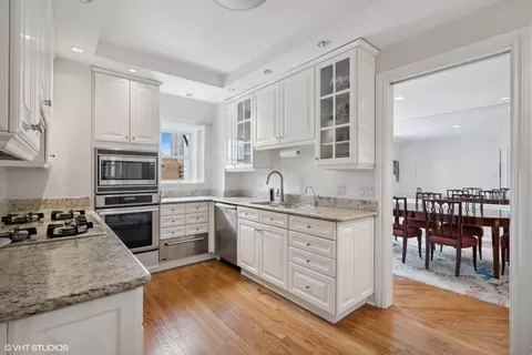 20 E Cedar St #14C, Chicago, IL 60611 photo 9