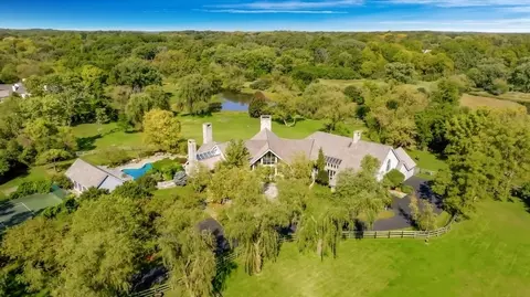 3 Porter School Rd, Barrington Hills, IL 60010
