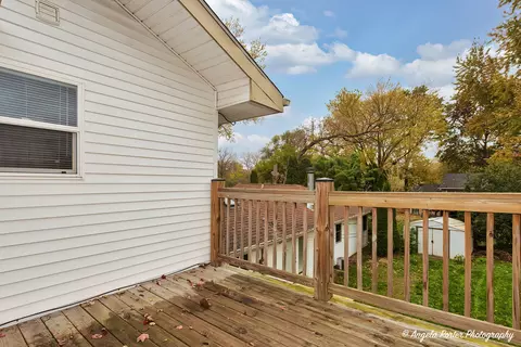 1516 Catalpa Dr, Holiday Hills, IL 60051 photo 26