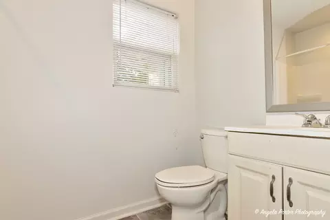 1516 Catalpa Dr, Holiday Hills, IL 60051 photo 20
