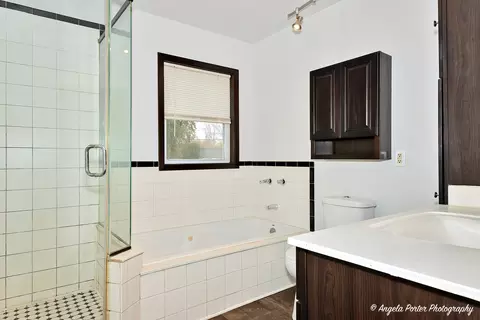 1516 Catalpa Dr, Holiday Hills, IL 60051 photo 15