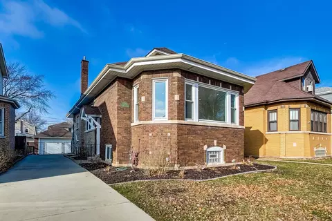 10452 S Campbell Ave, Chicago, IL 60655