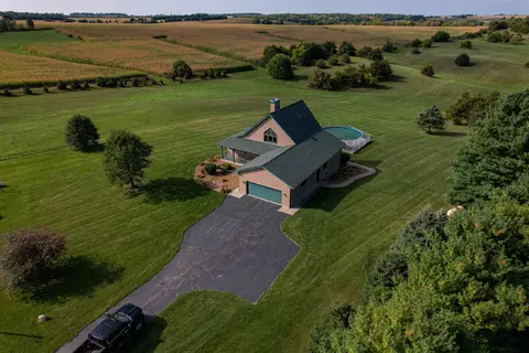 7870 N Adeline Rd, Leaf River, IL 61047