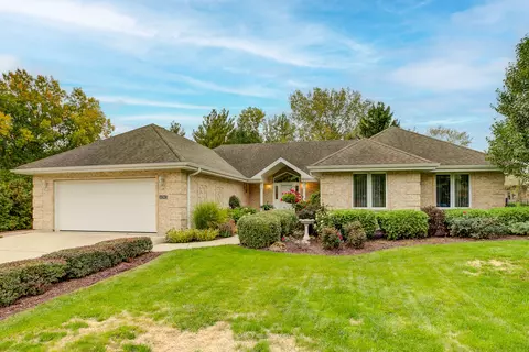 16563 W Primrose Ln, Lockport, IL 60441
