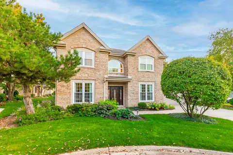 193 Wellington Dr, Bloomingdale, IL 60108