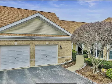 21504 W Empress Ln, Plainfield, IL 60544