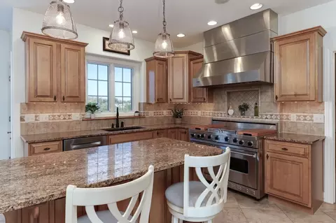300 Northridge Estate Cc Ct, Normal, IL 61761 photo 19