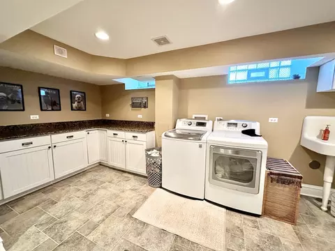 287 Vincent Pl, Elgin, IL 60123 photo 52