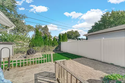 8121 S 78th Ave, Bridgeview, IL 60455 photo 21