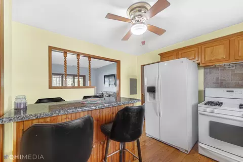 8121 S 78th Ave, Bridgeview, IL 60455 photo 14