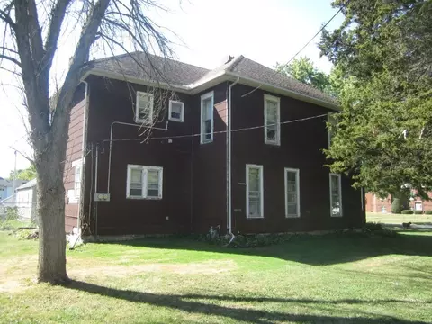 495 N 5th St, Sheldon, IL 60966 photo 2