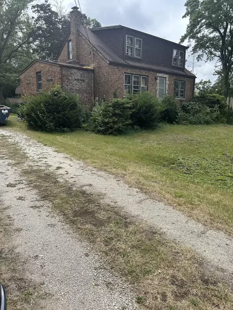 1701 35th St, Downers Grove, IL 60515