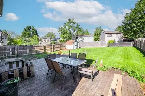 1664 Cumberland Rd, Aurora, IL 60504 photo 27