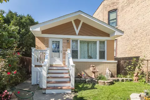 2424 N Francisco Ave, Chicago, IL 60647