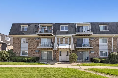 10320 Ridgeland Ave #308, Chicago Ridge, IL 60415