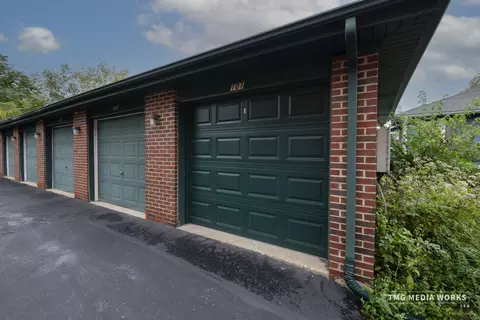 616 E 5th Ave #101, Naperville, IL 60563 photo 29