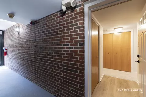 616 E 5th Ave #101, Naperville, IL 60563 photo 14