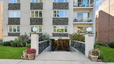 1057 W Pratt Blvd #4D, Chicago, IL 60626