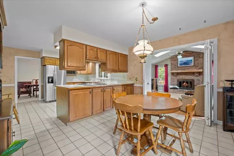 2 S460 Burning Trl, Wheaton, IL 60189 photo 11