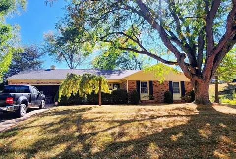 2830 Townway Rd, Danville, IL 61832