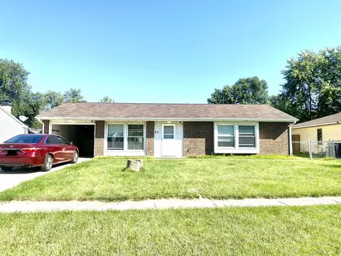 85 Waverly Dr, Elgin, IL 60120