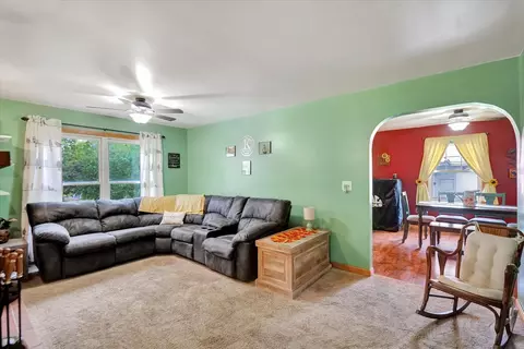 210 E Ottawa Rd, Paxton, IL 60957 photo 5