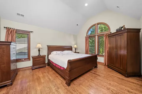 4650 Teonia Woods Dr, Rolling Meadows, IL 60008 photo 26