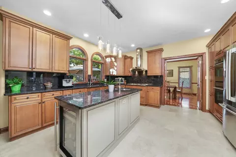 4650 Teonia Woods Dr, Rolling Meadows, IL 60008 photo 4