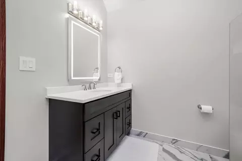4650 Teonia Woods Dr, Rolling Meadows, IL 60008 photo 25