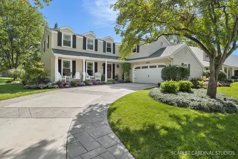 1020 Bainbridge Dr, Naperville, IL 60563