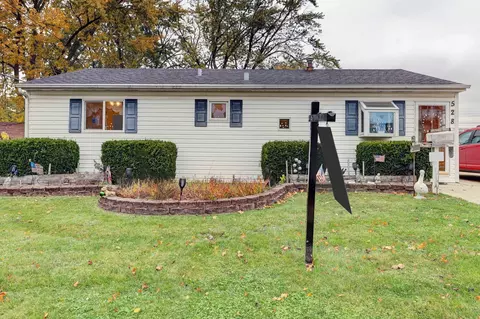 528 E Altgeld Ave, Glendale Heights, IL 60139