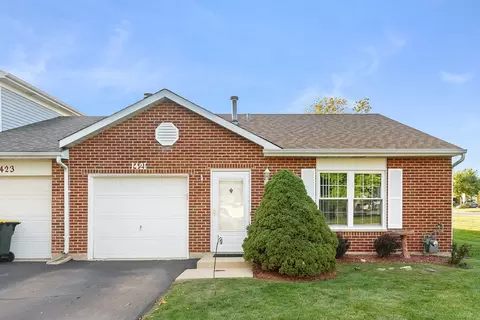 1421 Ash Ct, Carol Stream, IL 60188