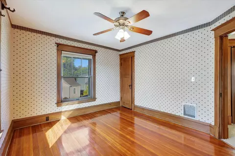 914 S Madison St, Bloomington, IL 61701 photo 25