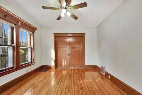 914 S Madison St, Bloomington, IL 61701 photo 13