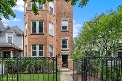 1751 W Granville Ave #2, Chicago, IL 60660