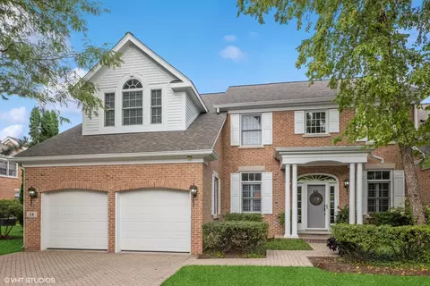 34 S Old Mill Ln, Burr Ridge, IL 60527