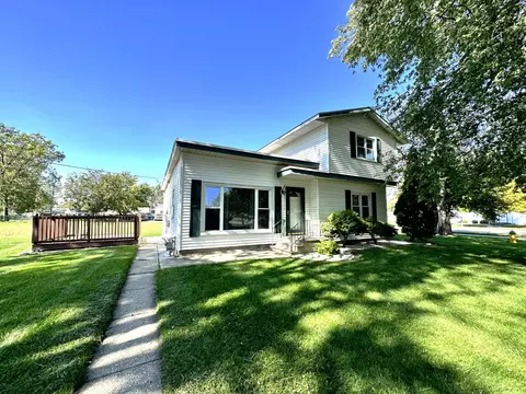 1070 E Broadway St, Bradley, IL 60915